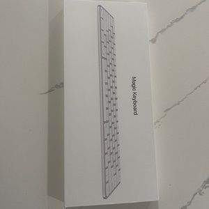 Apple | Magic Keyboard